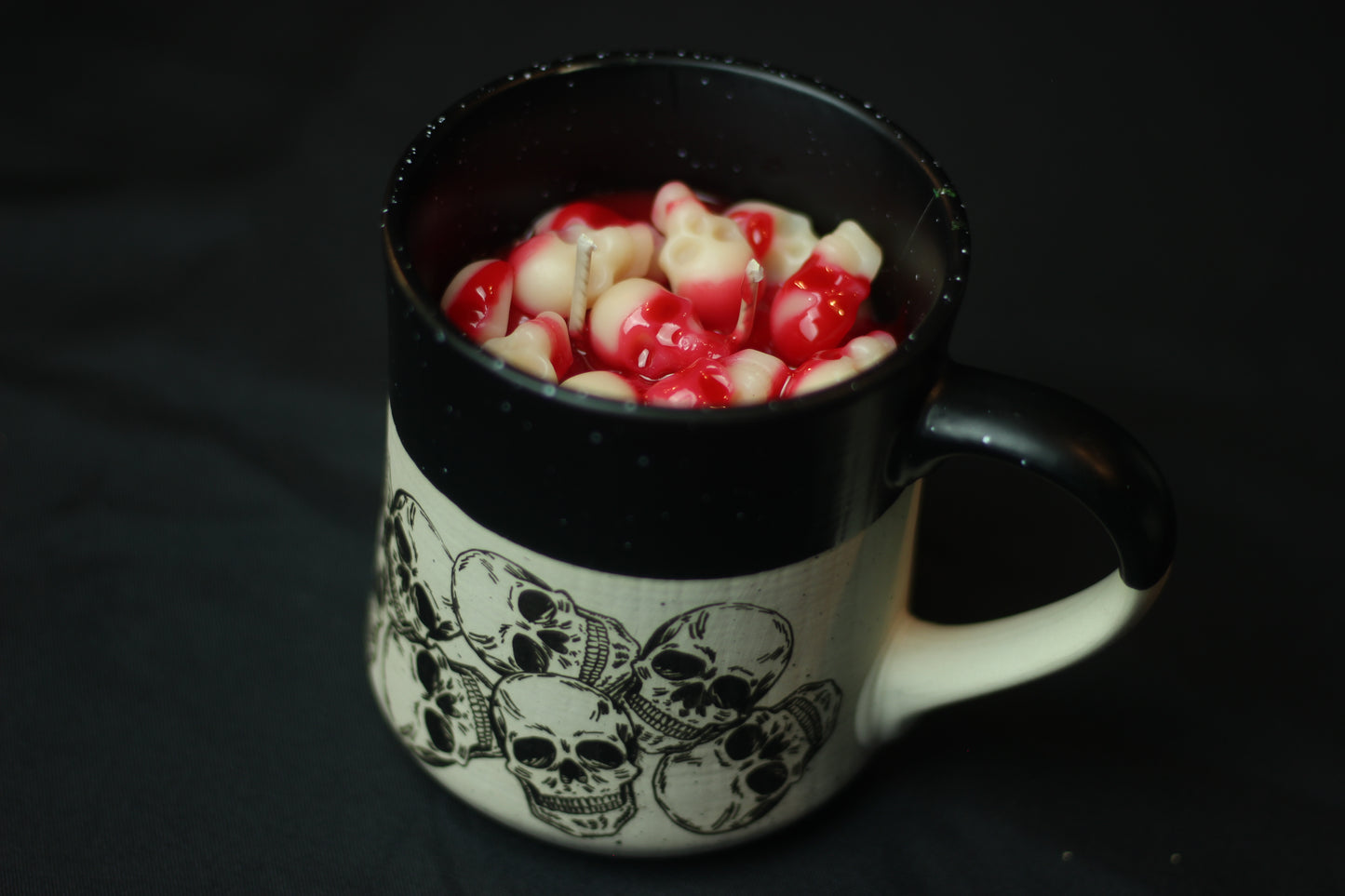 Bougie mug crâne grès