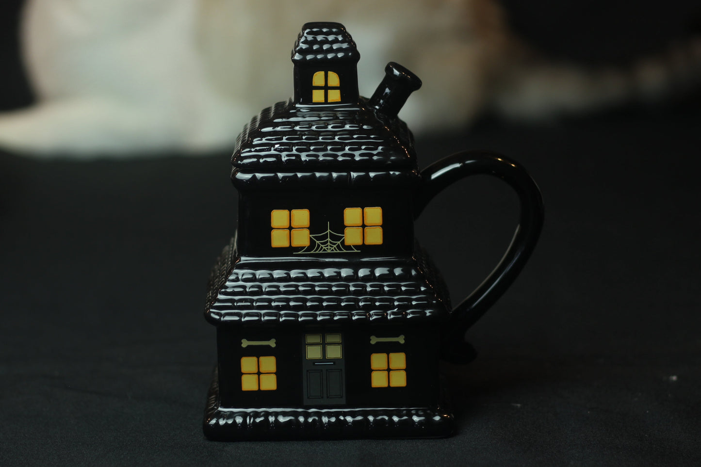 Bougie mug Maison Hantée