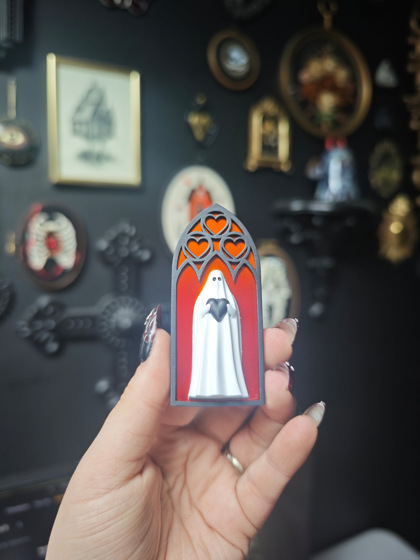 Magnet fantôme cathédrale dégradé rouge orange arche coeur