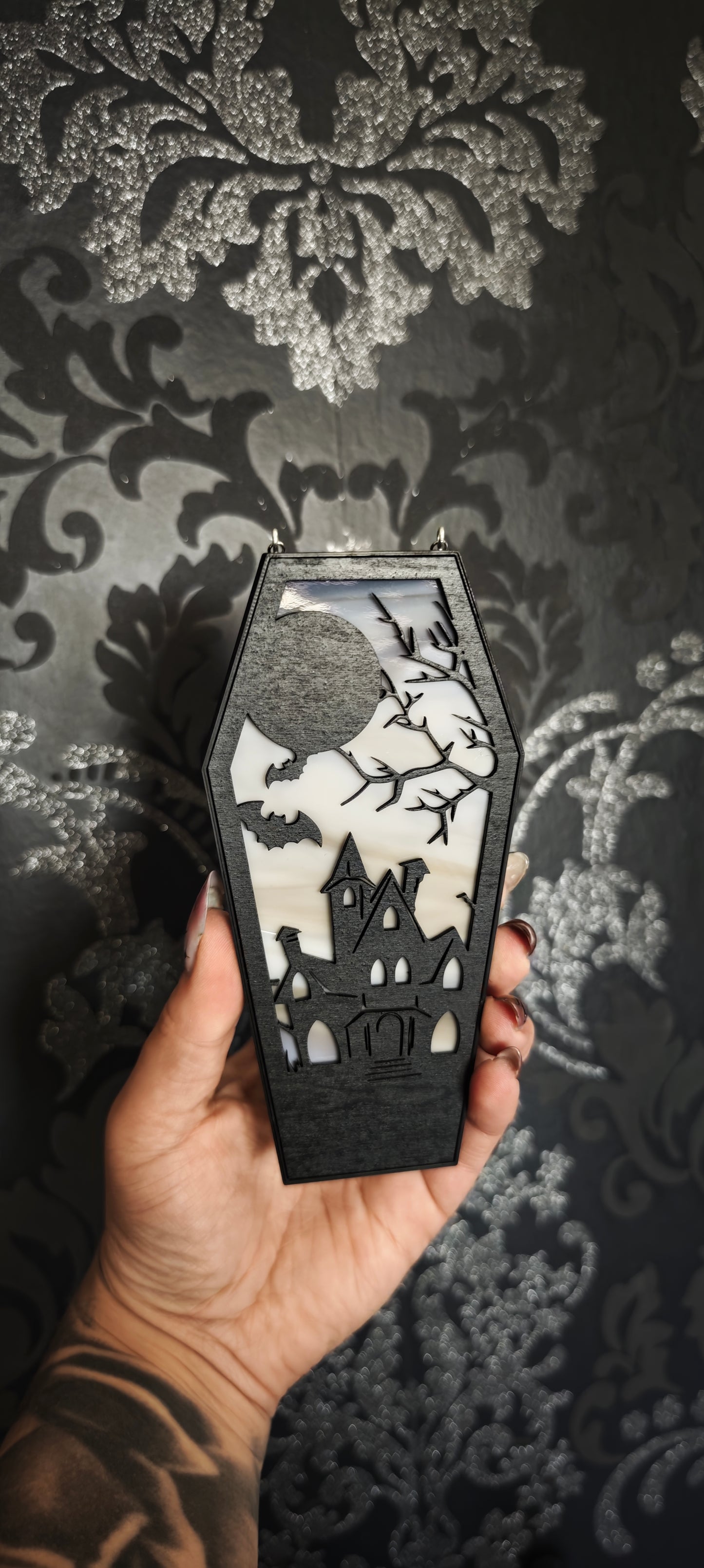Cercueil verre château hanté marbré