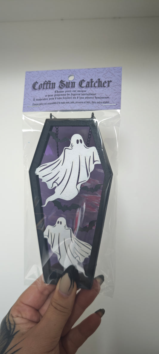 Cercueil verre fantômes violet froid