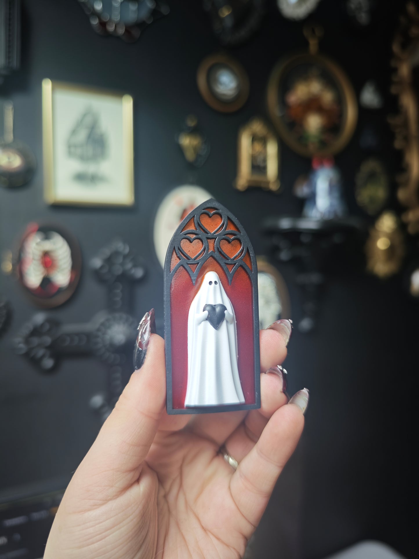 Magnet fantôme cathédrale dégradé rouge orange arche coeur