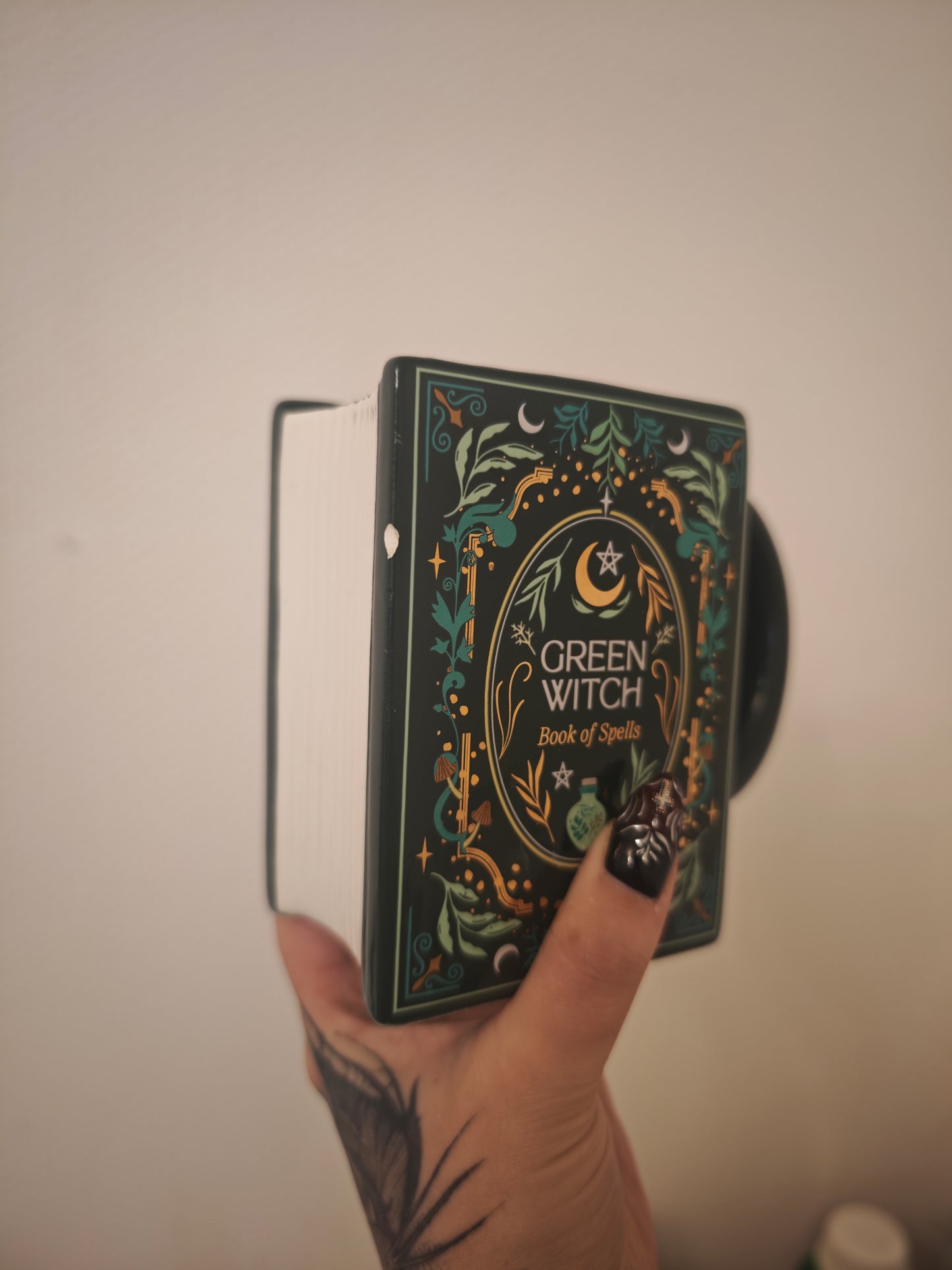 IMPARFAIT Mug Green Witch