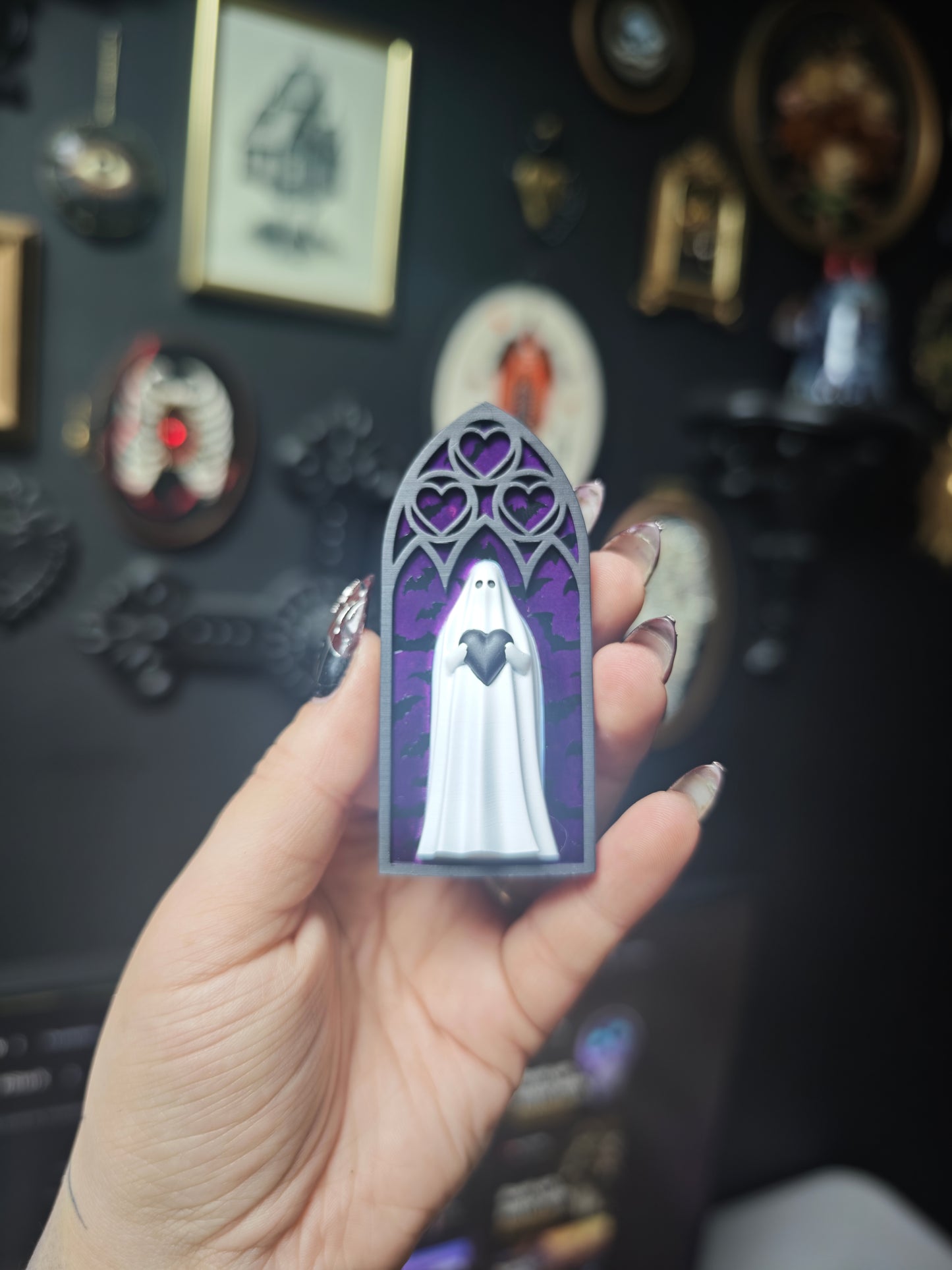 Magnet fantôme cathédrale violet chauve souris arche coeur