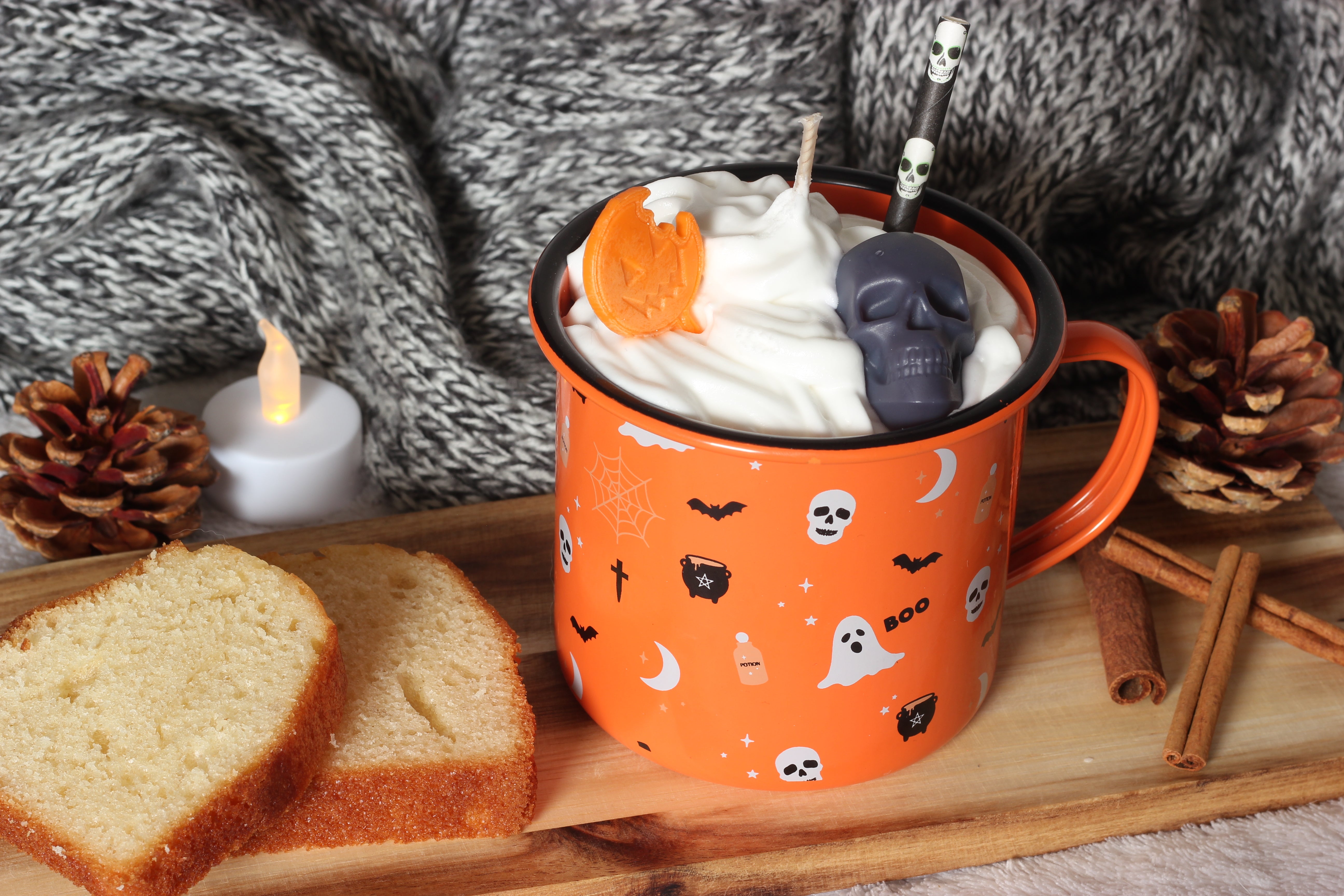 Bougie Gourmande Mug Latte Cannelle Douceursmacabres bougie-gourmande-mug-latte-cannelle-douceursmacabres